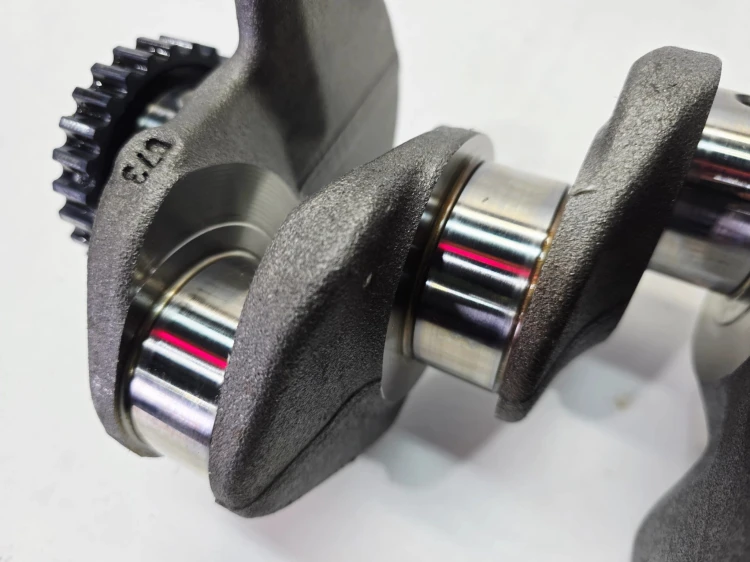 WAŁ KORBOWY AUDI A4 B9 A5 Q5 FY 2.0 TDI DET DETA 04L101 1/26