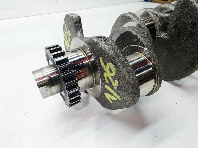 WAŁ KORBOWY AUDI A4 B9 A5 Q5 FY 2.0 TDI DET DETA 04L101 1/26