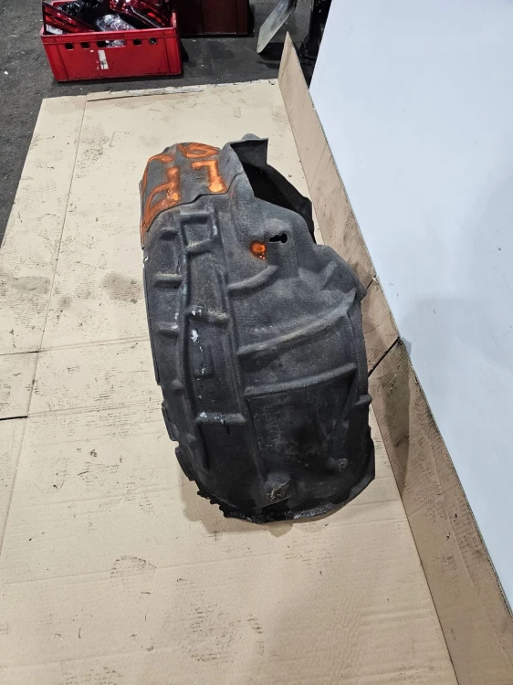 NADKOLE LEWY PRZÓD AUDI A3 8V 8V5821171 SEDAN ORYGINAŁ