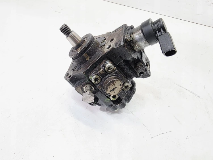 POMPA PALIWA CR AUDI A4 B7 A6 C6 A8 D3 2.7 3.0 TDI 059130755E