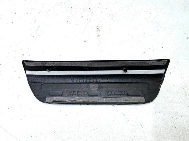 LISTWA PROGOWA WEWNĘTRZNA PRAWY TYŁ AUDI Q3 8U 8U0853376A
