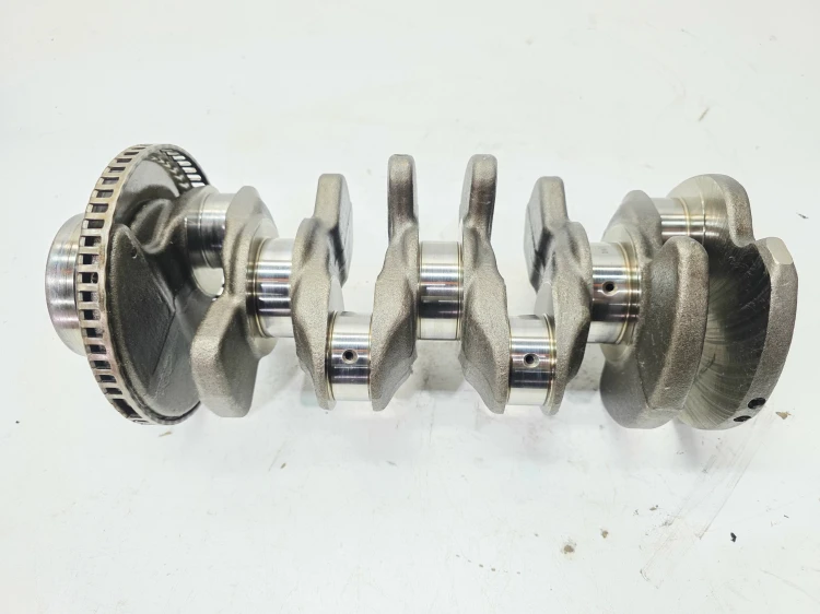 WAŁ KORBOWY AUDI VOLKSWAGEN SEAT SKODA 2.0 TFSI TSI CCZ 06HN 3/26 ZATARTY