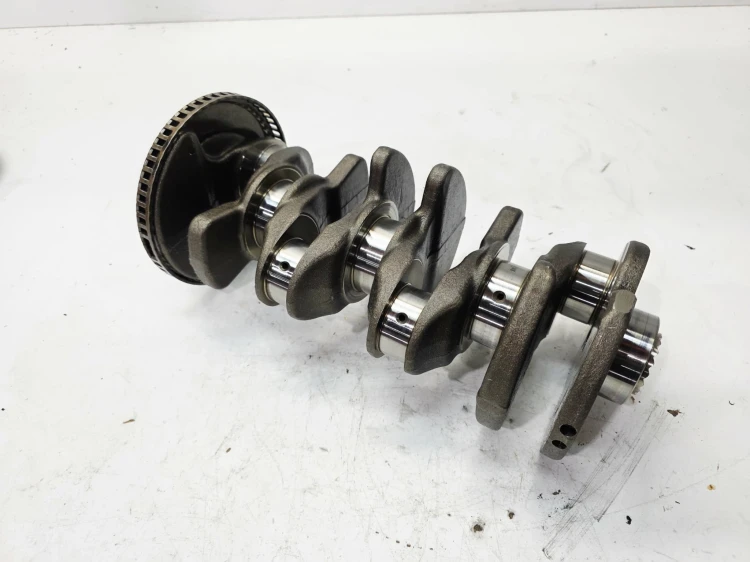 WAŁ KORBOWY AUDI VOLKSWAGEN SEAT SKODA 2.0 TFSI TSI CCZ 06HN 3/26 ZATARTY