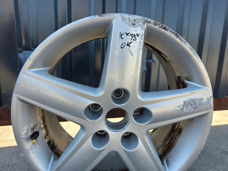 FELGA ALUMINIOWA VW SEAT SKODA AUDI 7.5J R17 ET45 4F0601025AF K*38* OK