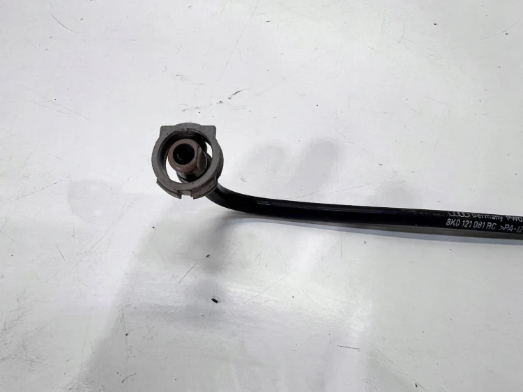 PRZEWÓD RURKA WODY AUDI A4 B8 A5 Q5 8K0121081BC