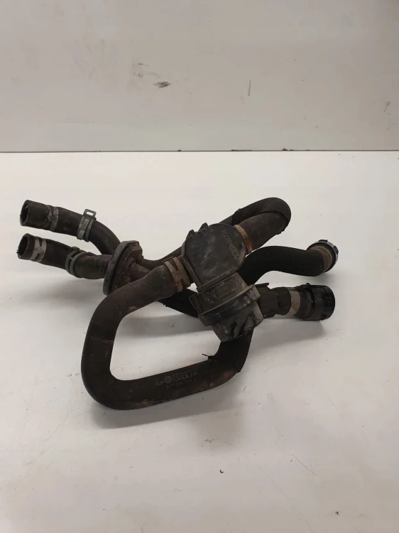RURA PRZEWÓD WODY AUDI A4 B8A5 2,0 TFSI 8K1819376J