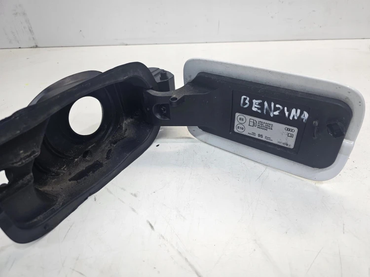 KLAPKA WLEWU PALIWA AUDI A4 B9 8W0809906 LS9R