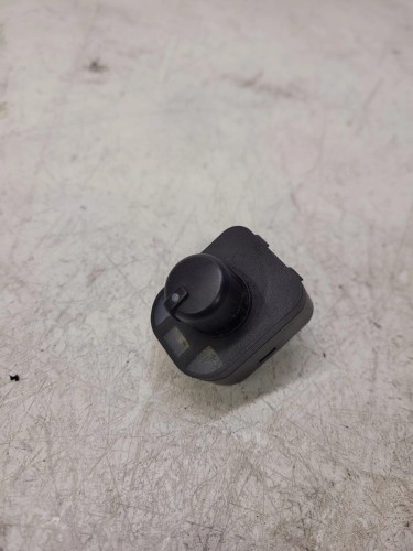 PRZEŁĄCZNIK LUSTEREK AUDI A3 8P A4 A6 8E0959565