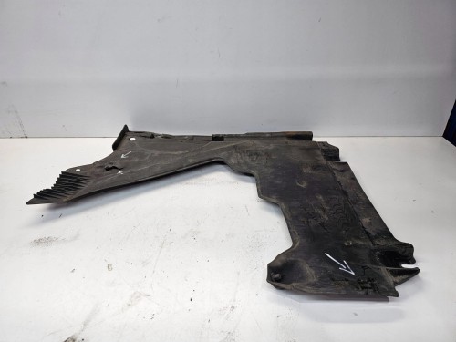 OSŁONA PODWOZIA TYŁ AUDI A4 B9 8W0825216E