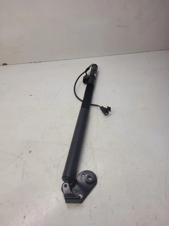 SIŁOWNIK TELESKOP KLAPY TYŁ AUDI A7 4G8827851E