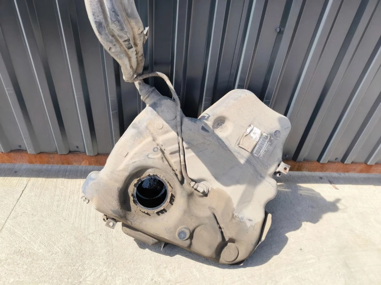 BAK ZBIORNIK PALIWA AUDI A3 8P VW SEAT SKODA 1K0201021GD DIESEL