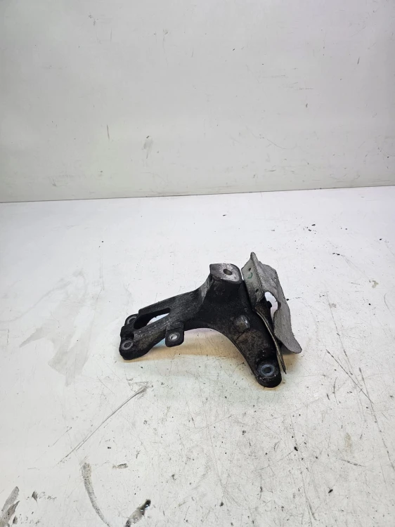 ŁAPA SILNIKA PRAWA AUDI A4 B8 A5 Q5 8K0199308BJ