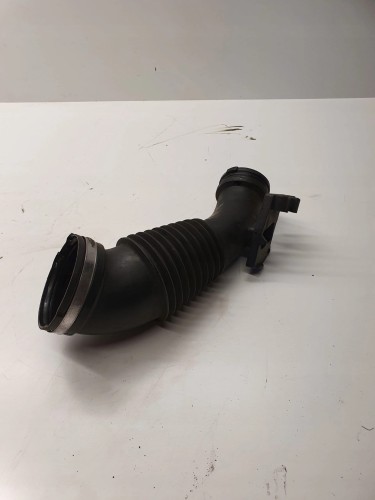 RURA SSĄCA POWIETRZA AUDI A4 B8 A5 Q5 059129615E