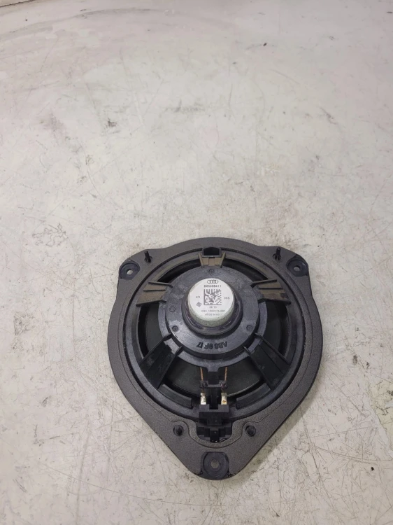 GŁOŚNIK BOCZKA TYŁ AUDI A1 8X 3-DRZWI 8X0035411