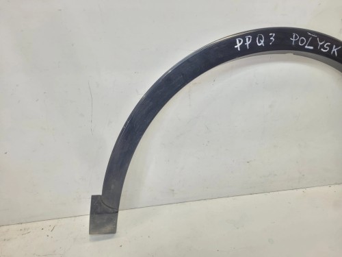 LISTWA Z BŁOTNIKA NAKŁADKA PRAWY PRZÓD AUDI Q3 8U 8U0853718A POŁYSK
