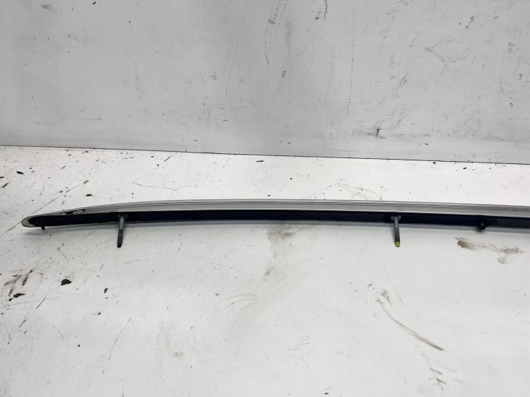 RELING DACHOWY CHROM LEWY AUDI Q3 8U 8U0860021A 2ZZ