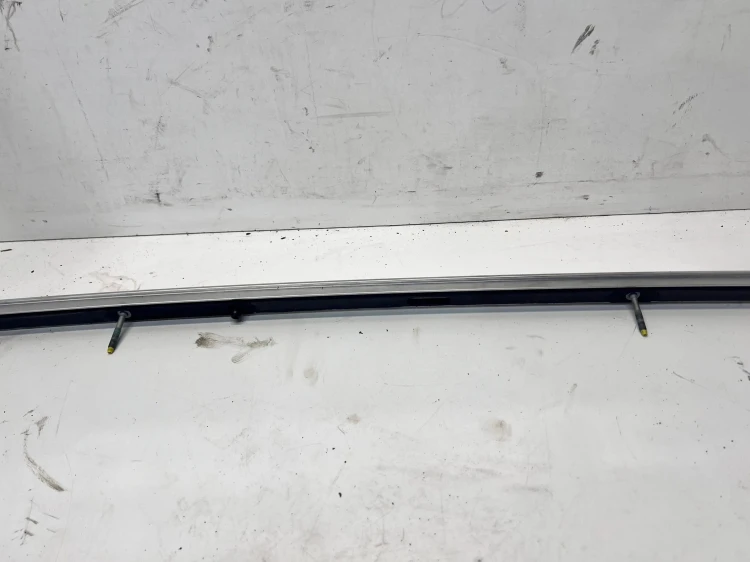RELING DACHOWY CHROM LEWY AUDI Q3 8U 8U0860021A 2ZZ
