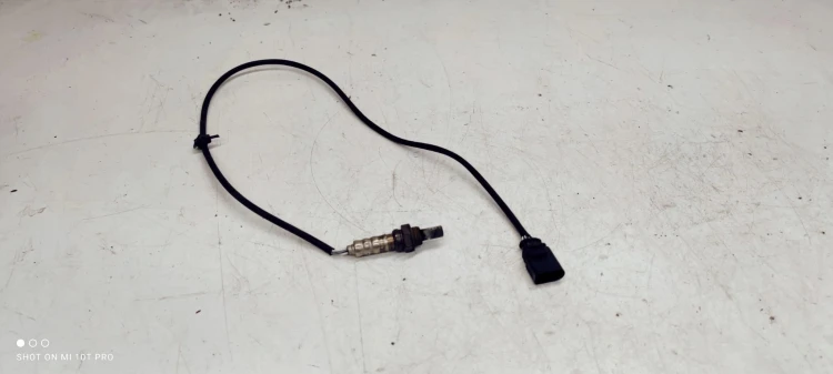 CZUJNIK TEMPERATURY SPALIN SONDA 06E906265E