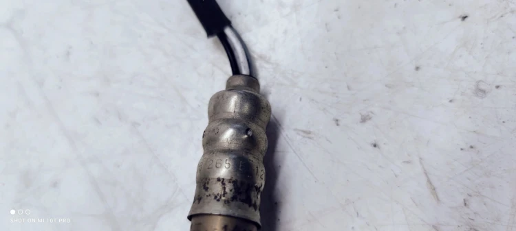 CZUJNIK TEMPERATURY SPALIN SONDA 06E906265E
