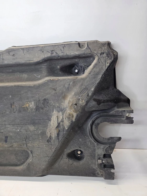 OSŁONA PŁYTA PODWOZIA LEWA AUDI A3 8V CABRIO 5Q7825201B