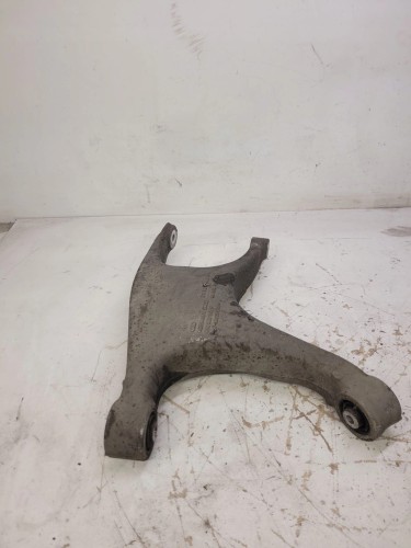 WAHACZ PRAWY TYŁ DOLNY AUDI Q5 8R 8R0505312F