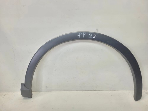 LISTWA Z BŁOTNIKA NAKŁADKA PRAWY PRZÓD AUDI Q3 8U 8U0853718A SZARA