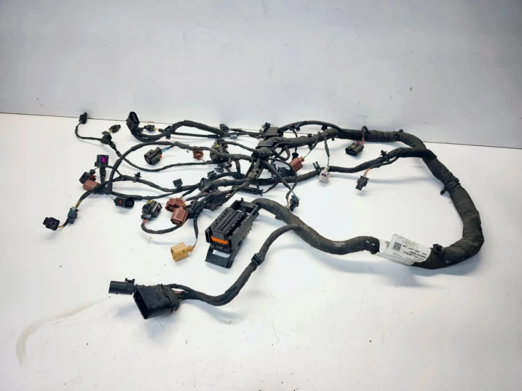 WIĄZKA INSTALACJA SILNIKA AUDI A6 C8 A4 B9 A5 Q5 2.0 TDI 05L971595AD