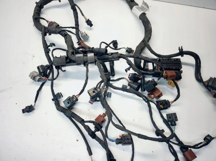 WIĄZKA INSTALACJA SILNIKA AUDI A6 C8 A4 B9 A5 Q5 2.0 TDI 05L971595AD