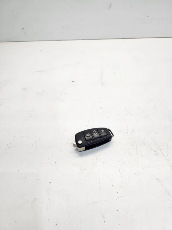KLUCZYK PILOT SCYZORYK AUDI A3 8V 8V0837220 1/24