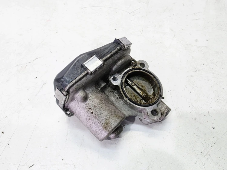 PRZEPUSTNICA KLAPA SPALIN EGR AUDI A4 B9 A5 Q5 FY A6 C8 3.0 TDI 059131477E
