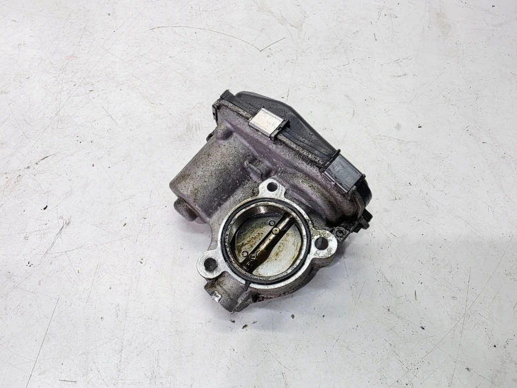 PRZEPUSTNICA KLAPA SPALIN EGR AUDI A4 B9 A5 Q5 FY A6 C8 3.0 TDI 059131477E