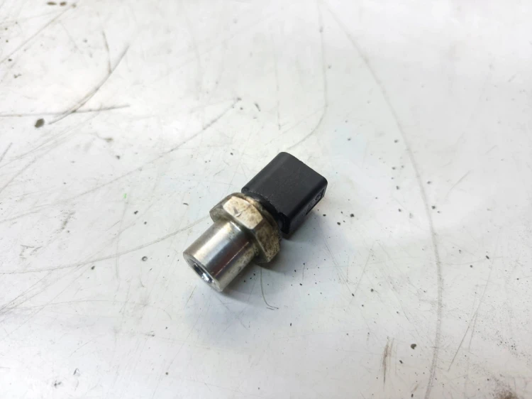 CZUJNIK CIŚNIENIA KLIMATYZACJI AUDI A6 C7 A7 A4 A5 Q5 4H0959126B