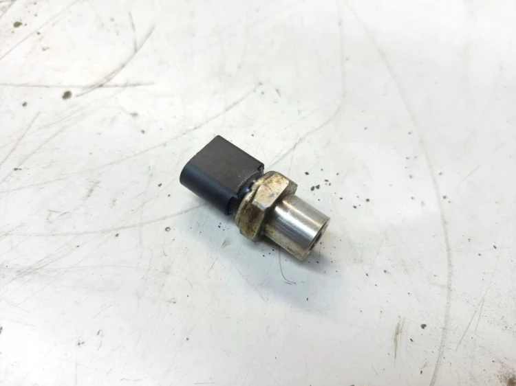 CZUJNIK CIŚNIENIA KLIMATYZACJI AUDI A6 C7 A7 A4 A5 Q5 4H0959126B