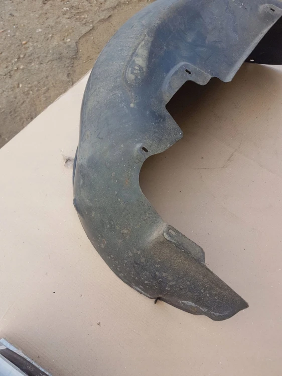NADKOLE PRAWY TYŁ AUDI Q7 4L 7L6810972A PLASTIKOWE