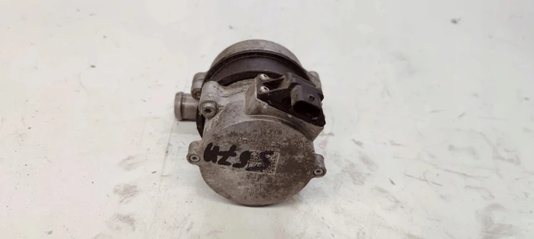 POMPA OBIEGU WODY ZAWÓR AUDI A4 A5 Q7 4M0965567A