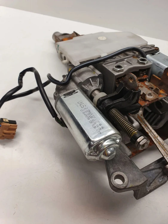 SZTYCA KOLUMNA KIEROWNICZA AUDI A8 D3 4E0419512D