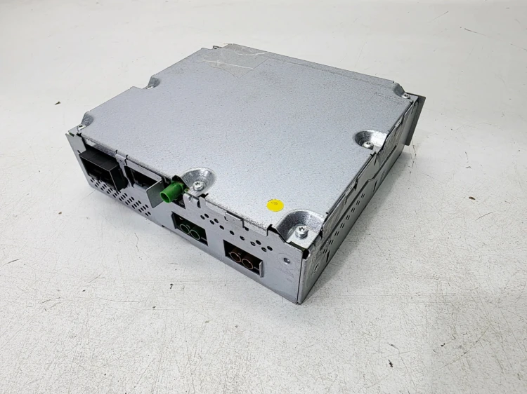 ODIORNIK TV TUNER TV AUDI A6 C6 A8 D3 Q7 4L 4E0910148C