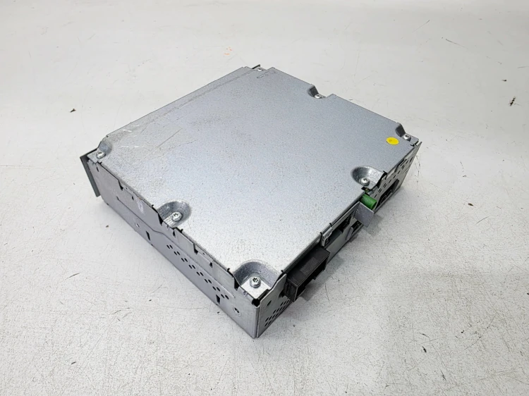 ODIORNIK TV TUNER TV AUDI A6 C6 A8 D3 Q7 4L 4E0910148C