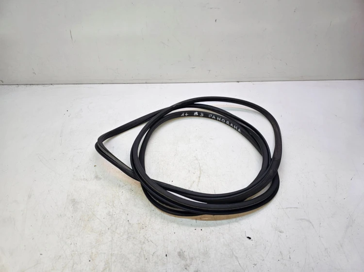 USZCZELKA SZYBERDACHU AUDI A4 B9 AVANT 8W9877459