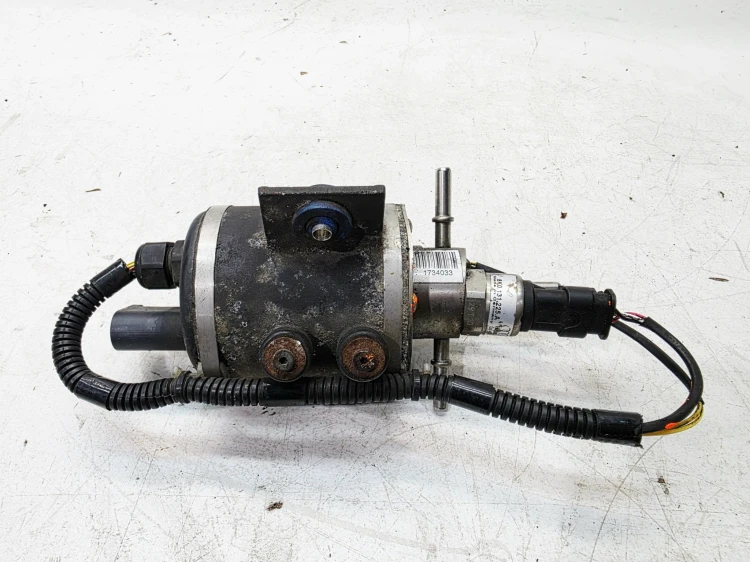 POMPA PŁYNU ŚRODKA REDUKUJĄCEGO AUDI A4 B8 A5 8T Q5 8R 8K0131899G