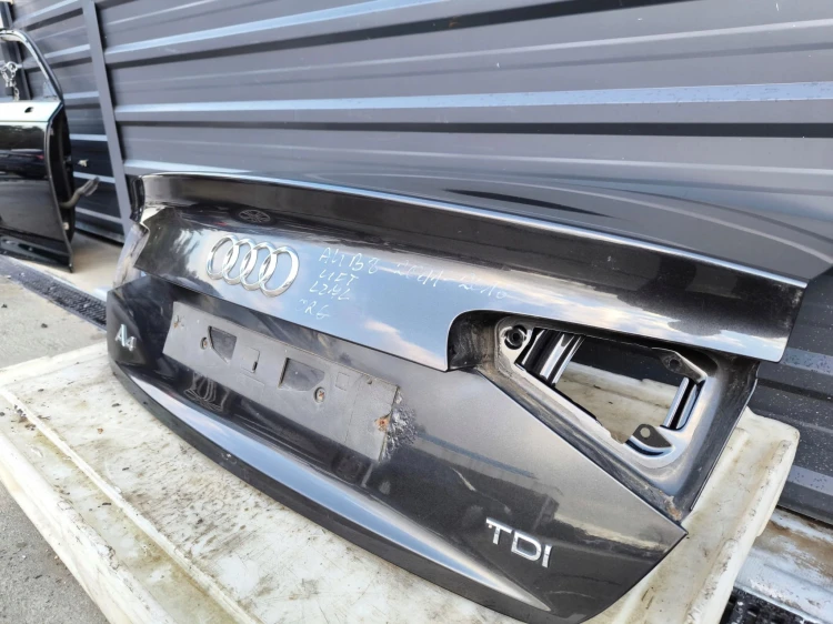 KLAPA TYLNA TYŁ AUDI A4 B8 LIFT SEDAN LZ7L 2011-2016 ORYGINAŁ !!!