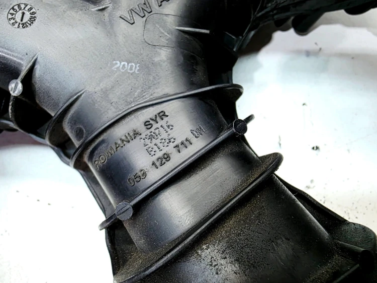 KOLEKTOR SSĄCY AUDI A4 B9 A6 C7 A7 Q7 4M 3.0 TDI 059129711DM