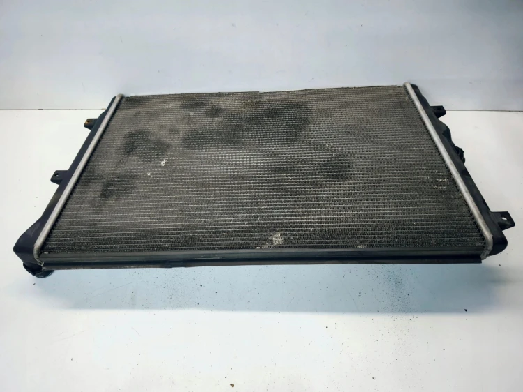 CHŁODNICA WODY AUDI A3 8P VOLKSWAGEN SEAT SKODA 1.6 2.0 TDI 1K0121251DD