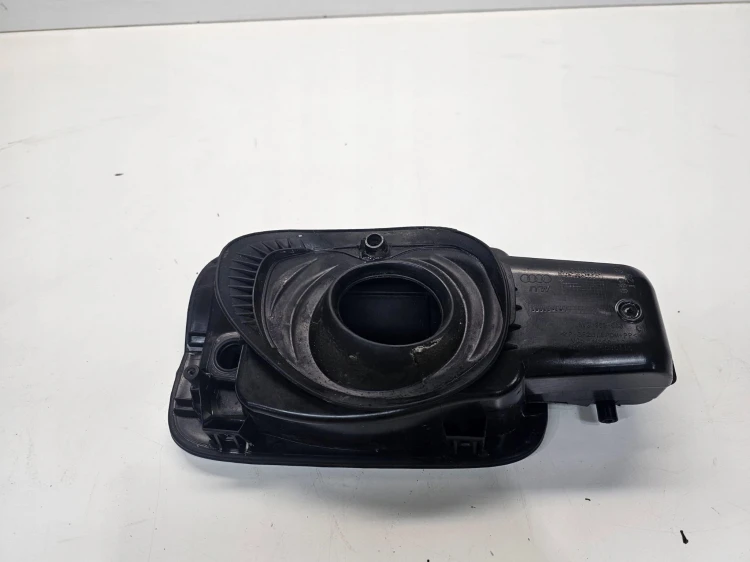 KLAPKA WLEWU PALIWA AUDI A3 8V LY9T 8V3809906C