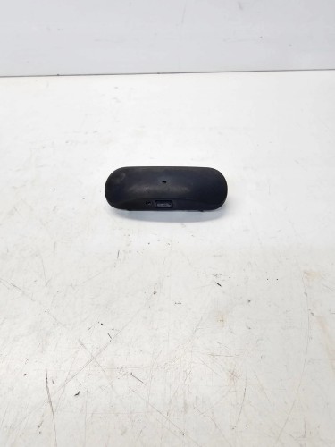 DYSZA SPRYSKIWACZA LEWA AUDI A1 8X LIFT 8X0955987E