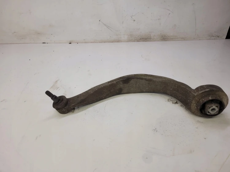 WAHACZ PRAWY PRZÓD AUDI A4 A5 Q5 8K0407696C MAŁY