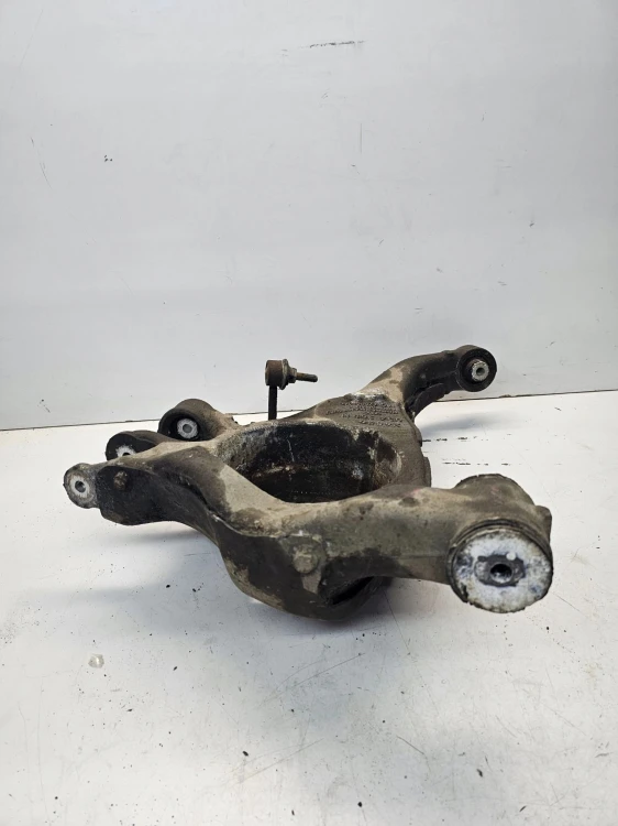 WAHACZ PRAWY TYŁ POD PNEUMATYKĘ AUDI A6 C6 4F0505312L
