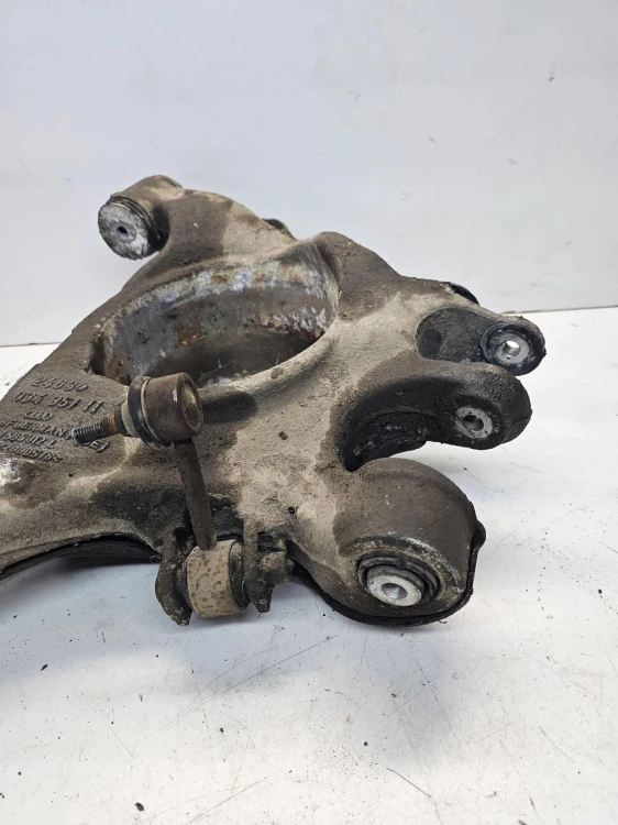 WAHACZ PRAWY TYŁ POD PNEUMATYKĘ AUDI A6 C6 4F0505312L