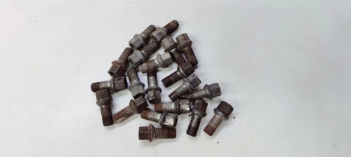 ŚRUBA ŚRUBY KOŁA AUDI VW SEAT SKODA KOMPLET 20 SZT