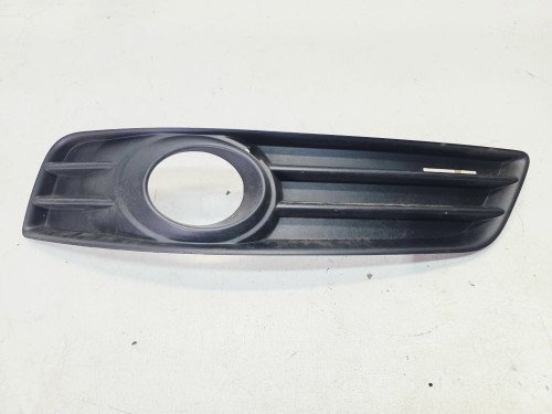 KRATKA ATRAPA ZDERZAKA LEWY PRZÓD AUDI A3 8P LIFT 8P0807681H 1/26
